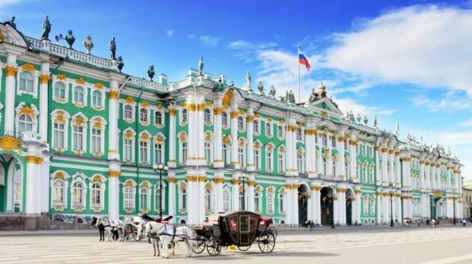 Découvrez la beauté de la Venise russe - Saint-Pétersbourg (CB-02)