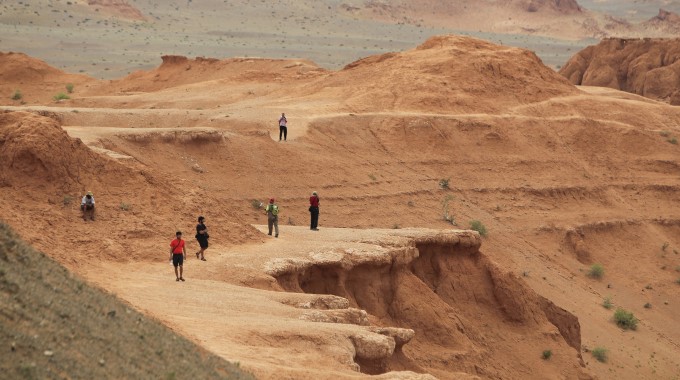 Découverte aérienne du Gobi : une courte immersion dans le désert (MN-08)